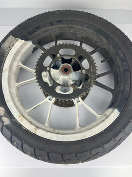 hintere Gussfelge mit Reifen, Derbi/Aprilia/Gilera ab 2011, 130/70-17, 15mm Achsdurchmesser