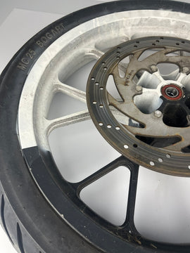 vordere Gussfelge mit Reifen, Derbi/Aprilia ab 2011, 100/80-17, 15mm Achsdurchmesser