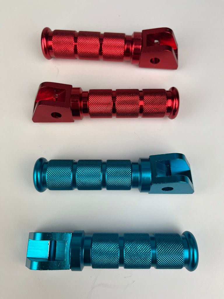 Fußrasten vorne, Derbi Senda, Gilera SMT/RCR, Aprilia SX/RX