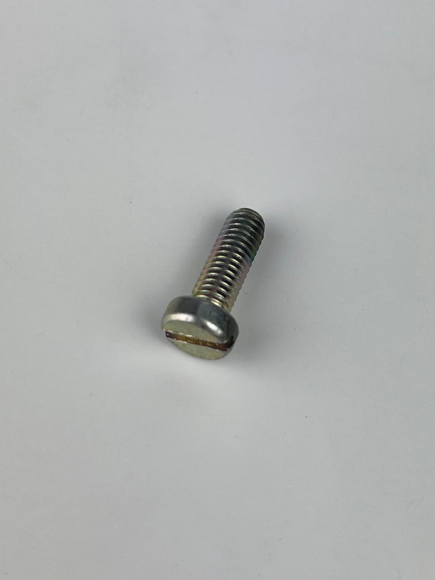 Schraube Vergaserdeckel M5x15