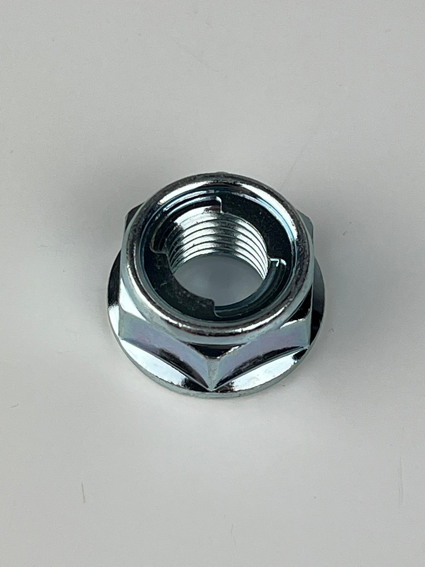 Bundmutter M10x1,25, mit Sicherung
