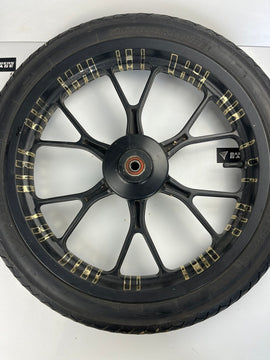 vordere Gussfelge mit Reifen, Derbi/Aprilia ab 2011, 100/80-17, 15mm Achsdurchmesser