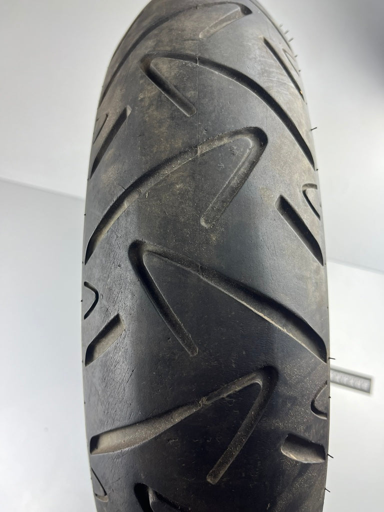 hintere Gussfelge mit Reifen, Motorhispania, 130/70-17, 12/15mm Achsdurchmesser