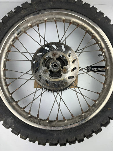 hintere Speichenfelge mit Stollenreifen, Derbi/Aprilia/Gilera, 110/80-18, 12mm Achsdurchmesser