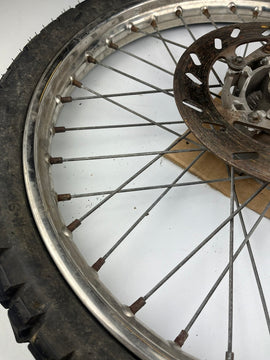vordere Speichenfelge mit Stollenreifen, Derbi/Aprilia/Gilera, 80/90-21, 12mm Achsdurchmesser