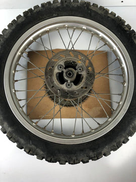 hintere Speichenfelge mit Stollenreifen, Derbi/Aprilia/Gilera, 110/80-18, 12mm Achsdurchmesser