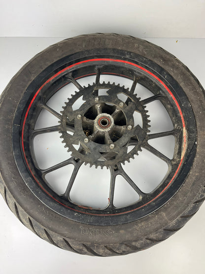 hintere Gussfelge mit Reifen, Derbi/Aprilia/Gilera ab 2011, 130/70-17, 15mm Achsdurchmesser