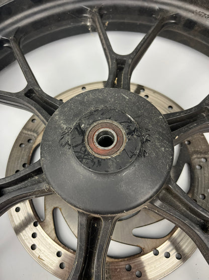 vordere Gussfelge mit Reifen, Derbi/Aprilia ab 2011, 100/80-17, 15mm Achsdurchmesser