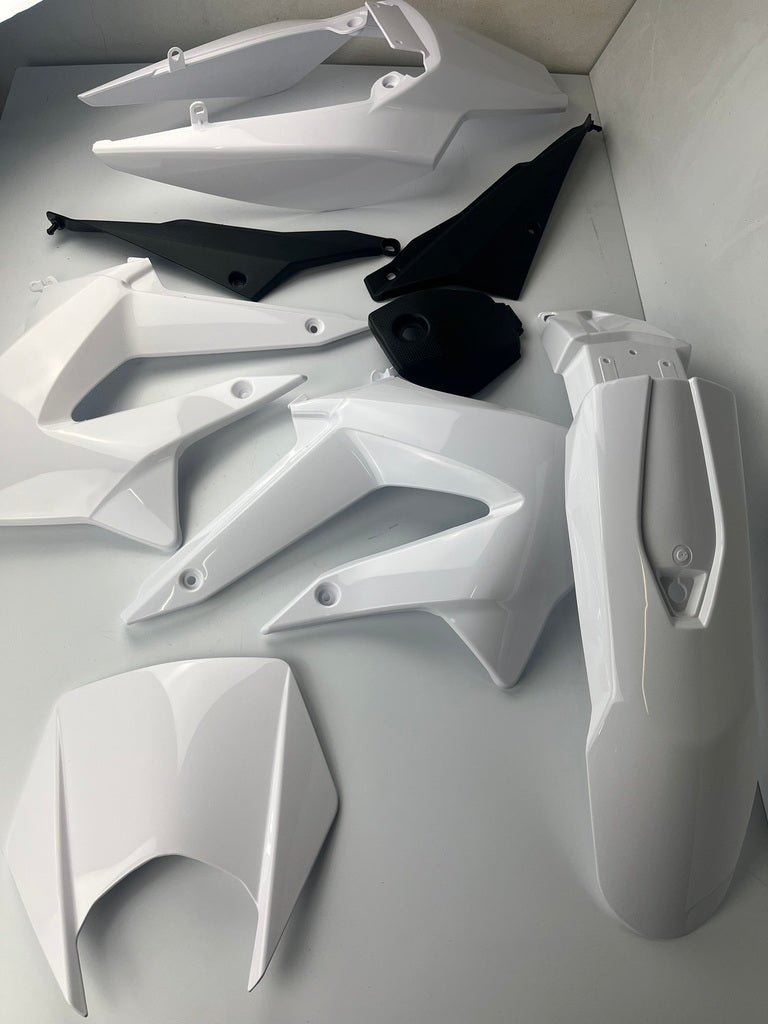 Verkleidungsset Derbi Senda/Gilera, BJ 11-17, 8-teilig NEU