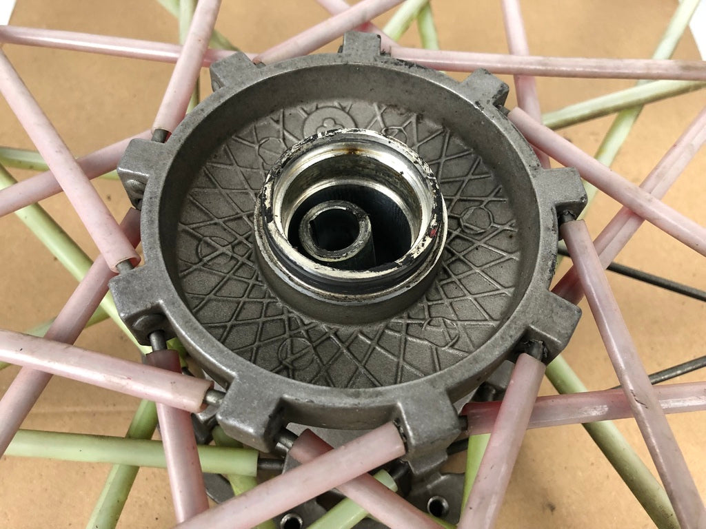 vordere Speichenfelge mit SM Reifen, Derbi/Aprilia/Gilera, 80/90-21, 12mm Achsdurchmesser