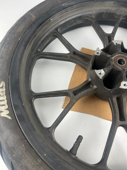 vordere Gussfelge mit Reifen, Derbi/Aprilia ab 2011, 100/80-17, 15mm Achsdurchmesser