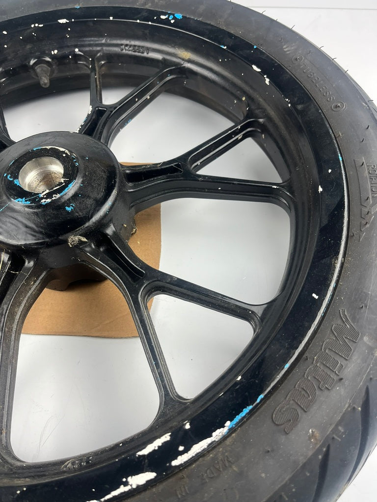 vordere Gussfelge mit Reifen, Derbi/Aprilia ab 2011, 100/80-17, 15mm Achsdurchmesser