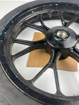 vordere Gussfelge mit Reifen, Derbi/Aprilia ab 2011, 100/80-17, 15mm Achsdurchmesser