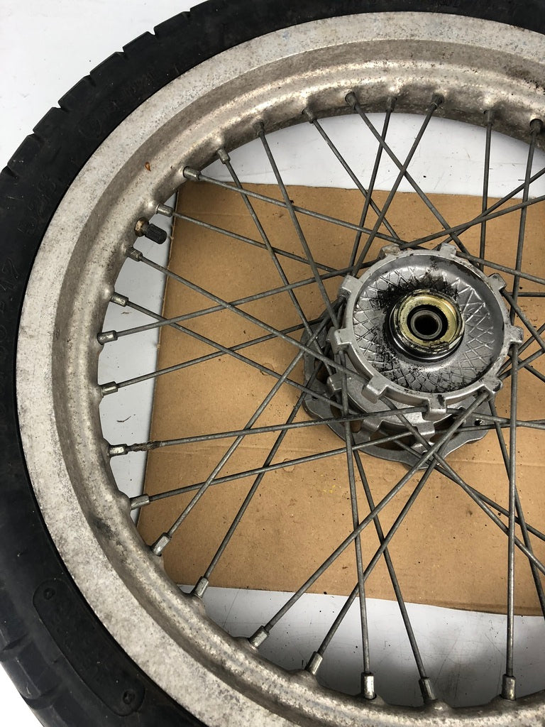 vordere Speichenfelge mit Reifen, Derbi/Aprilia/Gilera, 100/80-17, 12mm Achsdurchmesser