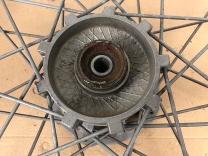 vordere Speichenfelge mit SM Reifen, Derbi/Aprilia/Gilera, 80/90-21, 12mm Achsdurchmesser
