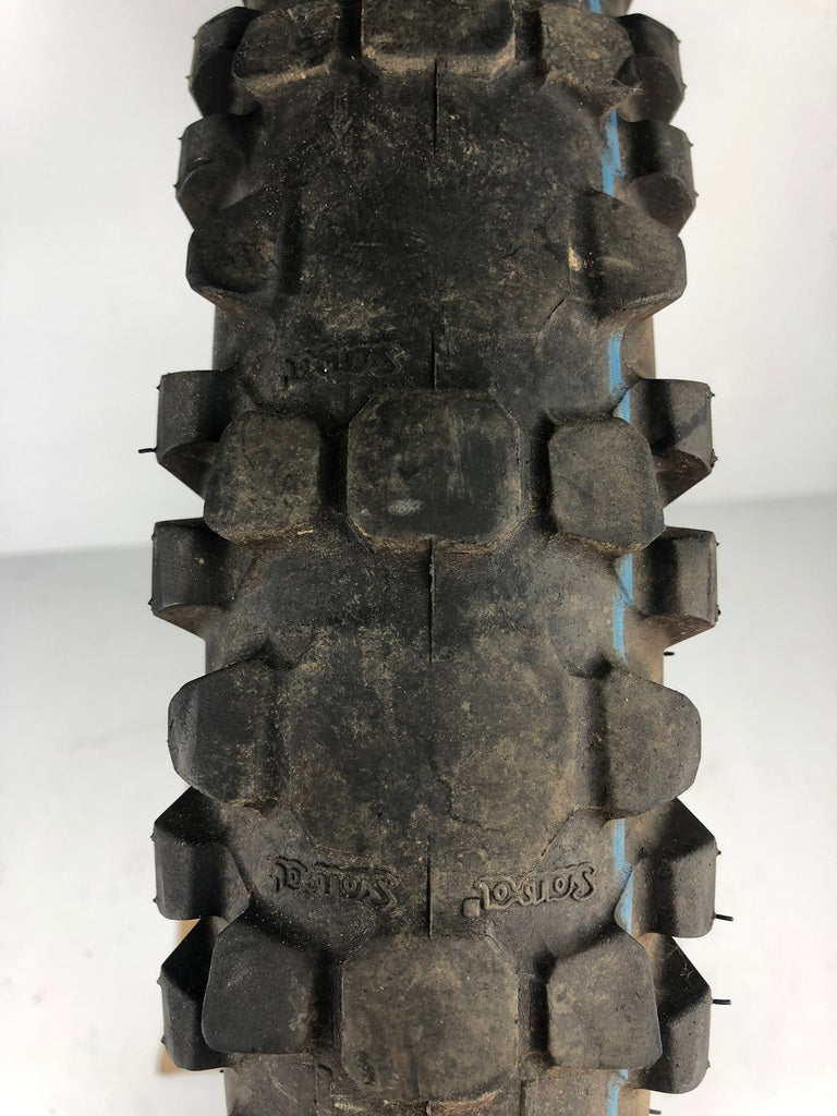 vordere Speichenfelge mit Stollenreifen, Derbi/Aprilia/Gilera, 90/90-21, 15mm Achsdurchmesser