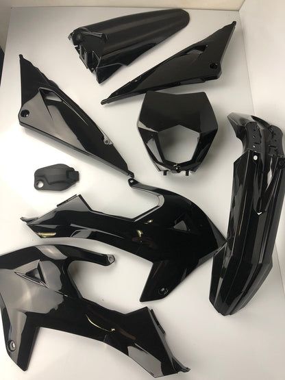 Verkleidungsset Rieju MRT 2021-2023 E5, weiß/schwarz