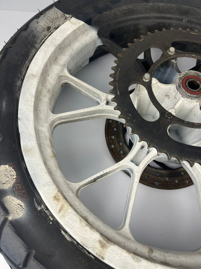 hintere Gussfelge mit Reifen, Derbi/Aprilia/Gilera ab 2011, 130/70-17, 15mm Achsdurchmesser