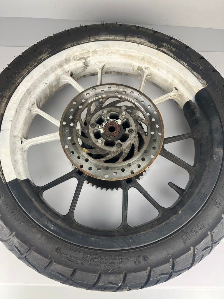 hintere Gussfelge mit Reifen, Derbi/Aprilia/Gilera ab 2011, 130/70-17, 15mm Achsdurchmesser
