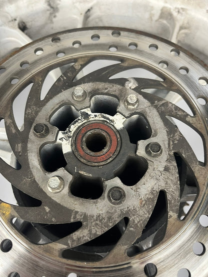 hintere Gussfelge mit Reifen, Derbi/Aprilia/Gilera ab 2011, 130/70-17, 15mm Achsdurchmesser