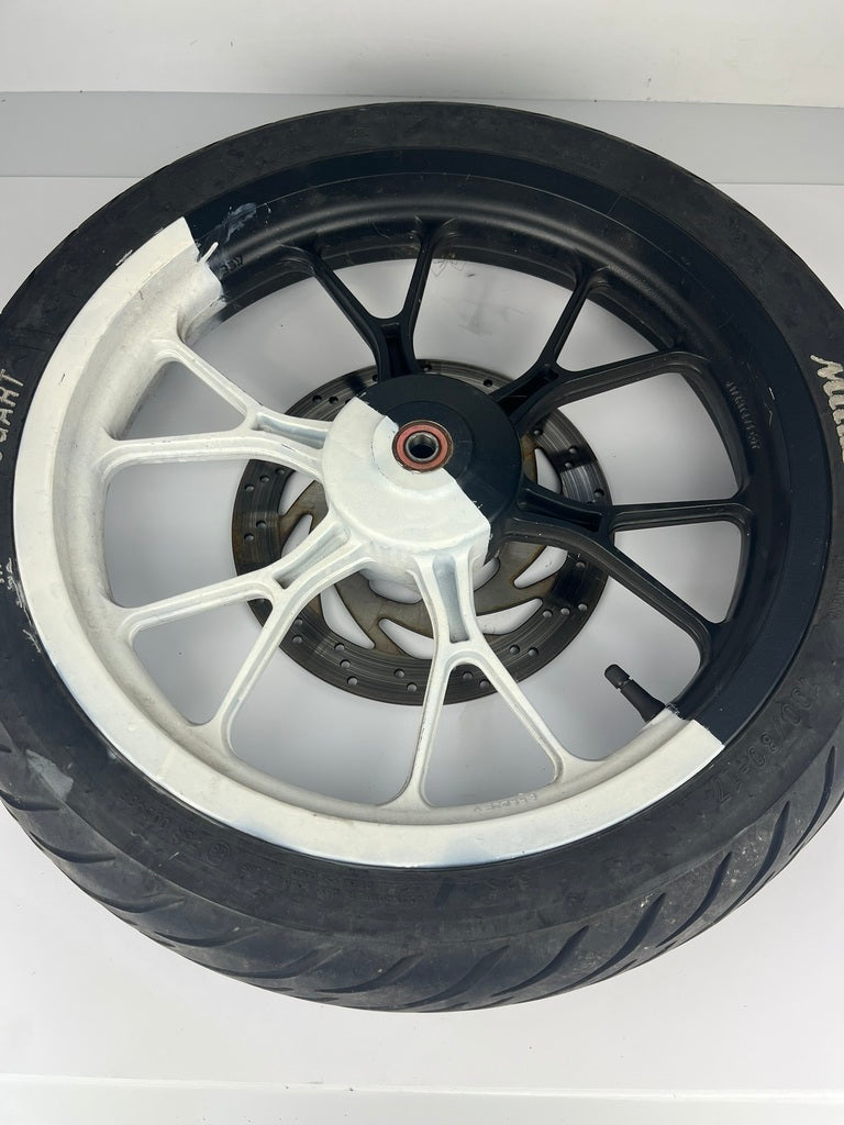 vordere Gussfelge mit Reifen, Derbi/Aprilia ab 2011, 100/80-17, 15mm Achsdurchmesser