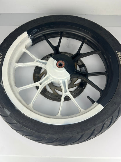 vordere Gussfelge mit Reifen, Derbi/Aprilia ab 2011, 100/80-17, 15mm Achsdurchmesser
