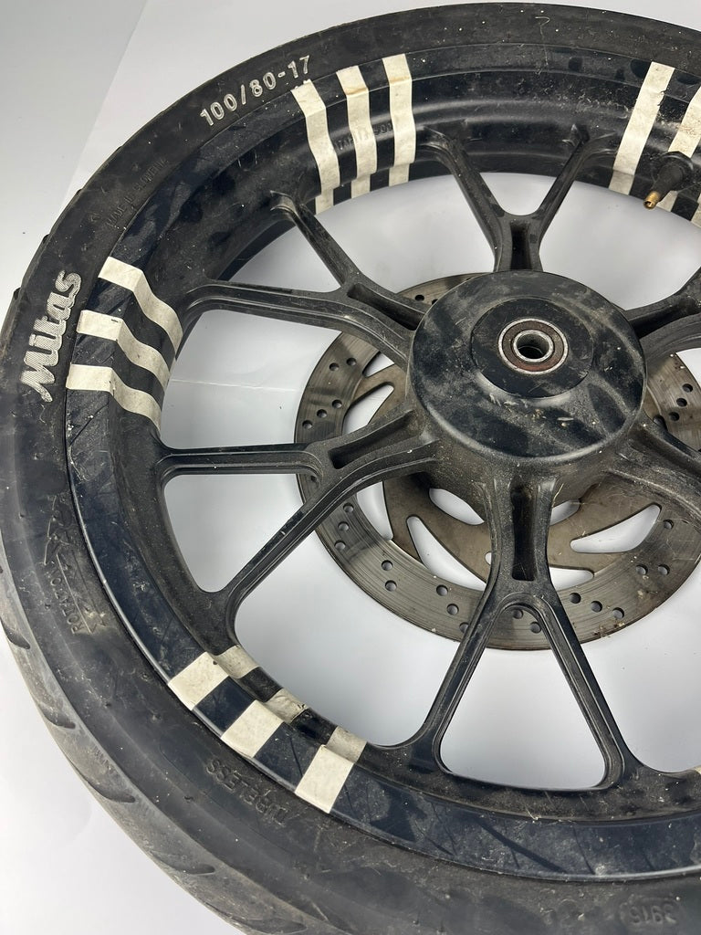 vordere Gussfelge mit Reifen, Derbi/Aprilia ab 2011, 100/80-17, 15mm Achsdurchmesser