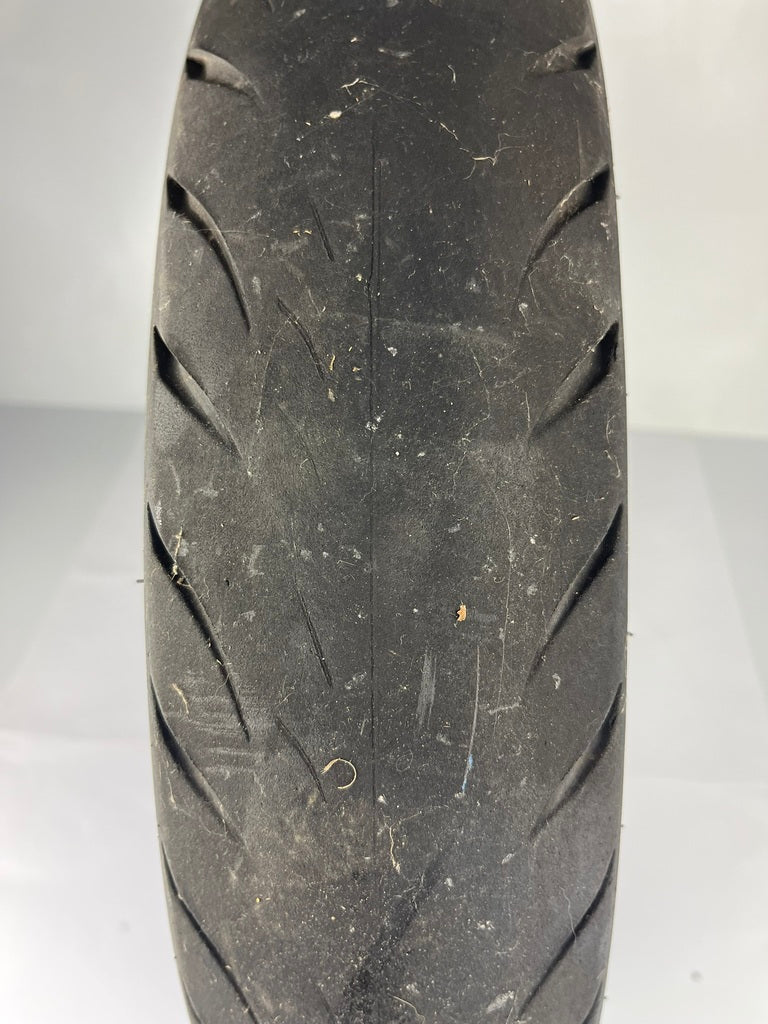 vordere Gussfelge mit Reifen, Derbi/Aprilia ab 2011, 100/80-17, 15mm Achsdurchmesser