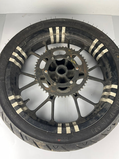 hintere Gussfelge mit Reifen, Derbi/Aprilia/Gilera ab 2011, 130/70-17, 15mm Achsdurchmesser