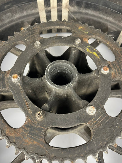 hintere Gussfelge mit Reifen, Derbi/Aprilia/Gilera ab 2011, 130/70-17, 15mm Achsdurchmesser