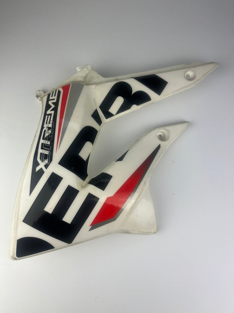 Tankverkleidung links DRD Racing 11-17