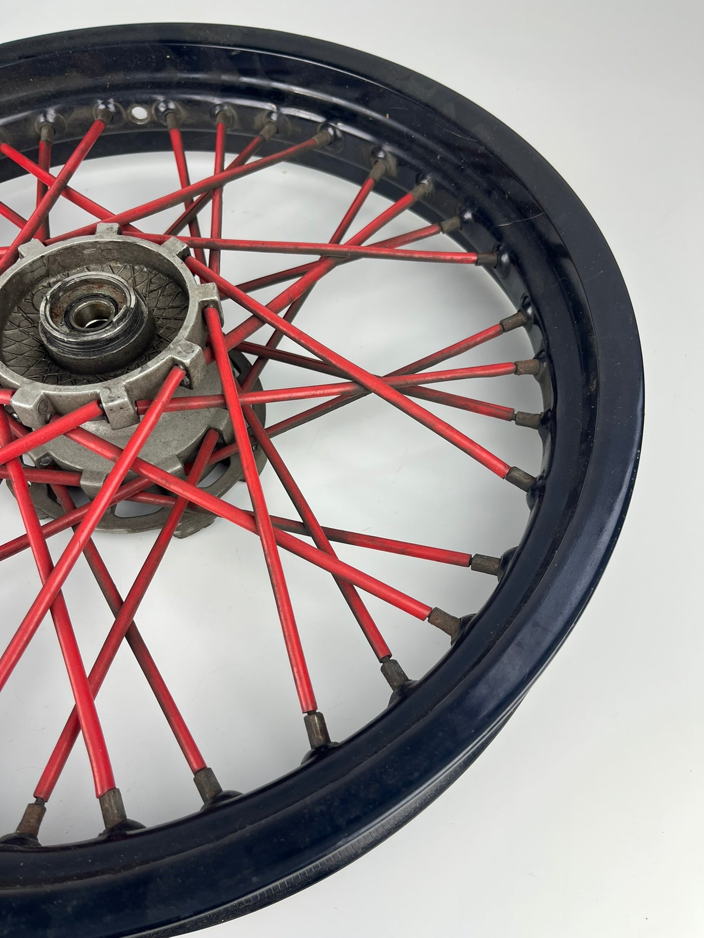 vordere Speichenfelge, Derbi/Aprilia/Gilera, 17Z, 15mm Achsdurchmesser