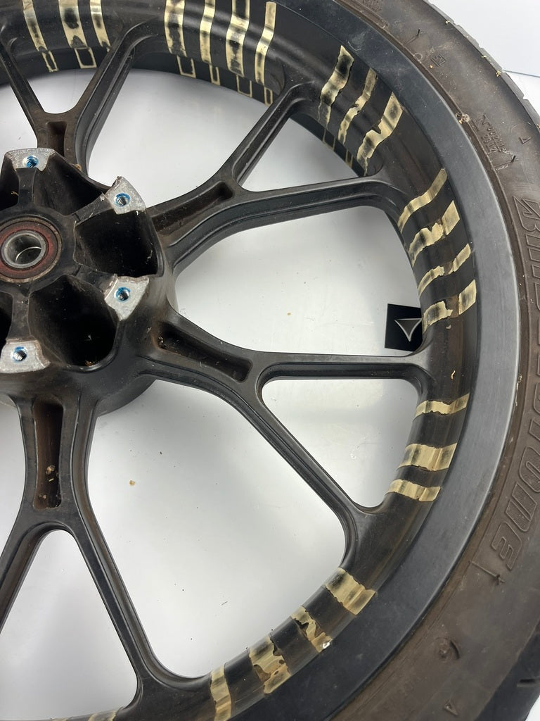 vordere Gussfelge mit Reifen, Derbi/Aprilia ab 2011, 100/80-17, 15mm Achsdurchmesser