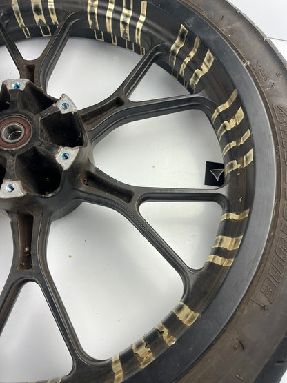 vordere Gussfelge mit Reifen, Derbi/Aprilia ab 2011, 100/80-17, 15mm Achsdurchmesser