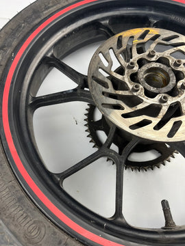 hintere Gussfelge mit Reifen, Motorhispania, 130/70-17, 12/15mm Achsdurchmesser