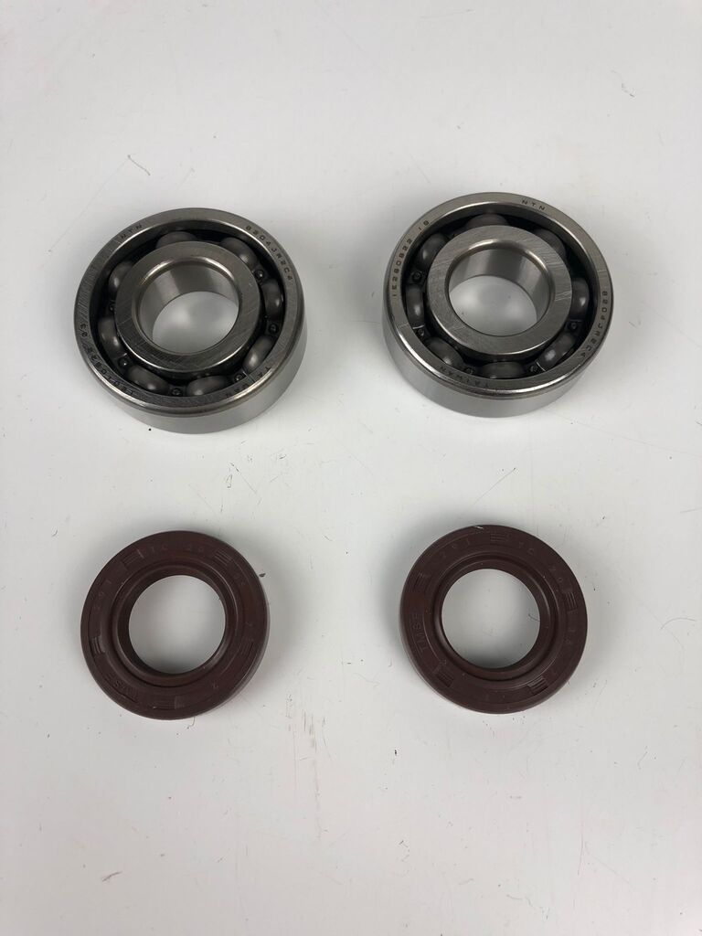 Kurbelwellenlagerset Barikit C3/C4 inkl. Simmerringen, D50B0/EBS/EBE, NEU