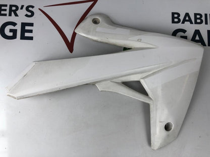 Tankverkleidung rechts MRT