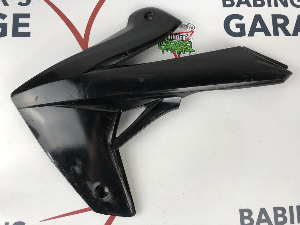 Tankverkleidung links MRT