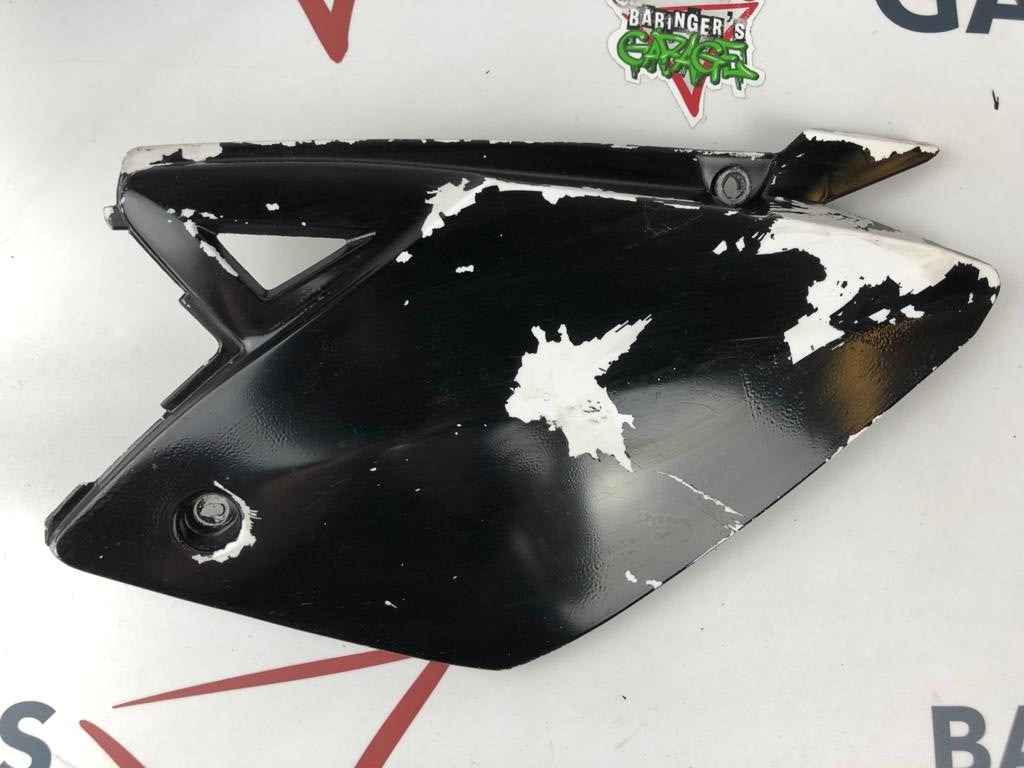 Heckverkleidung links MRT