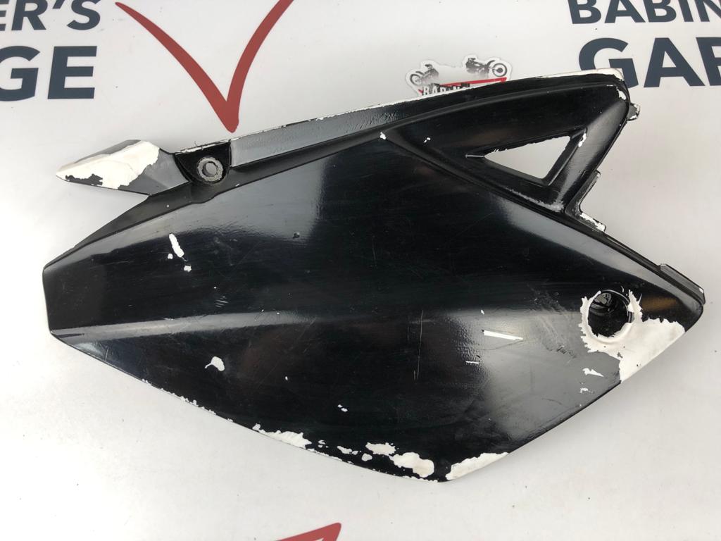 Heckverkleidung rechts MRT