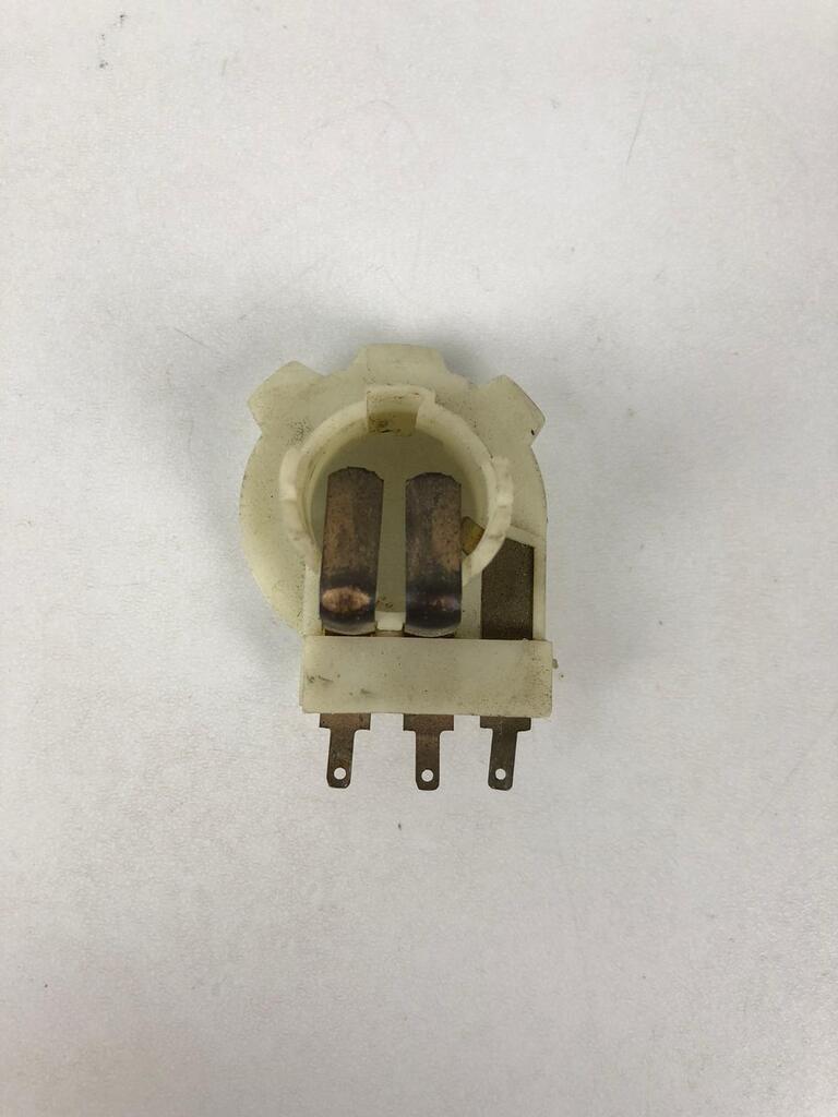 Lampenfassung universal, NEU/Gebraucht