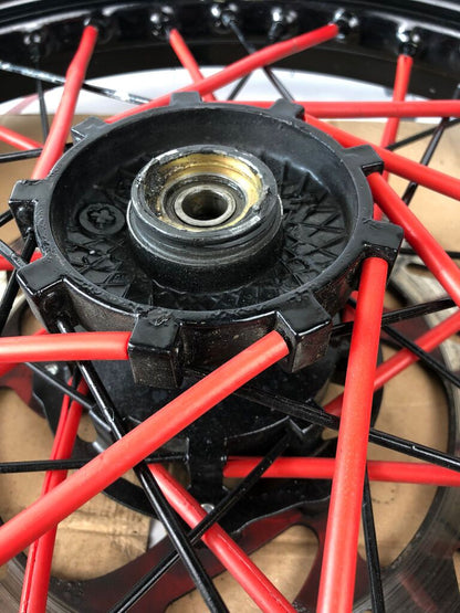 vordere Speichenfelge mit Reifen, Derbi/Aprilia/Gilera, 100/80-17, 12mm Achsdurchmesser