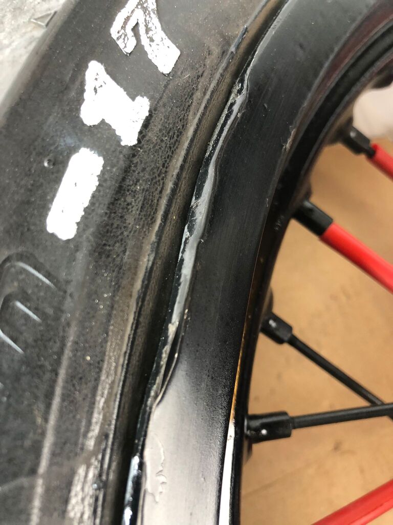 vordere Speichenfelge mit Reifen, Derbi/Aprilia/Gilera, 100/80-17, 12mm Achsdurchmesser