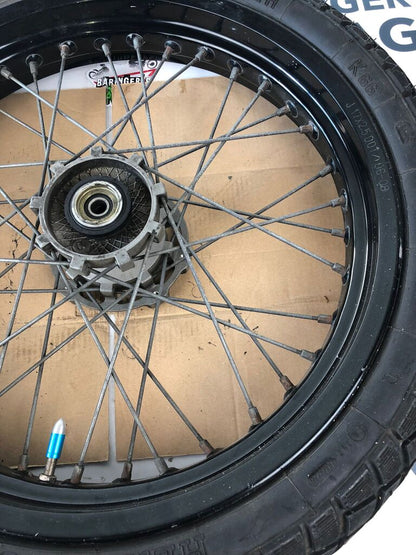 vordere Speichenfelge mit Reifen, Derbi/Aprilia/Gilera, 100/80-17, 12mm Achsdurchmesser