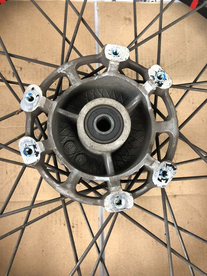 vordere Speichenfelge mit Reifen, Derbi/Aprilia/Gilera, 100/80-17, 12mm Achsdurchmesser