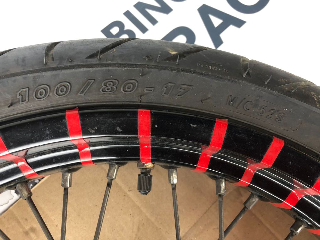 vordere Speichenfelge mit Reifen, Derbi/Aprilia/Gilera, 100/80-17, 12mm Achsdurchmesser