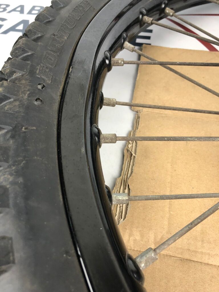 vordere Speichenfelge mit Stollenreifen, Derbi/Aprilia/Gilera, 80/90-21, 15mm Achsdurchmesser