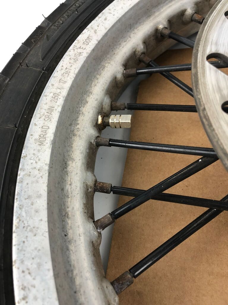 vordere Speichenfelge mit Reifen, Derbi/Aprilia/Gilera, 100/80-17, 12mm Achsdurchmesser