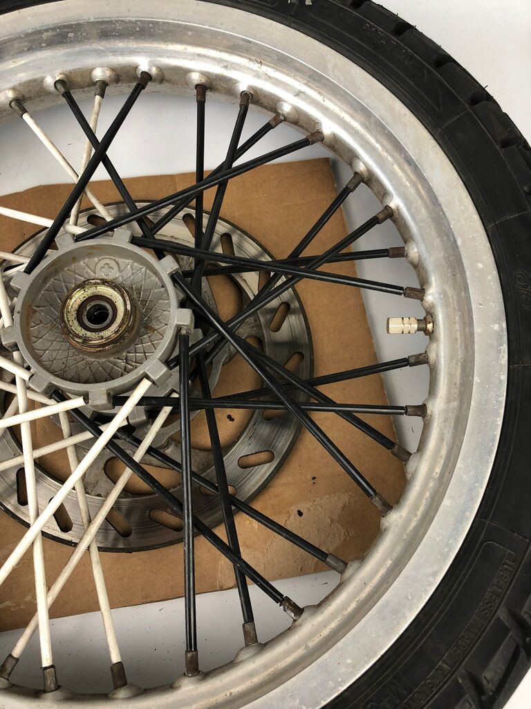 vordere Speichenfelge mit Reifen, Derbi/Aprilia/Gilera, 100/80-17, 12mm Achsdurchmesser