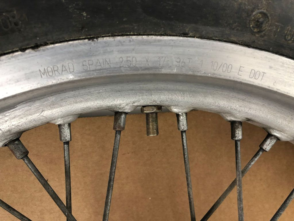 vordere Speichenfelge mit Reifen, Derbi/Aprilia/Gilera, 100/80-17, 12mm Achsdurchmesser
